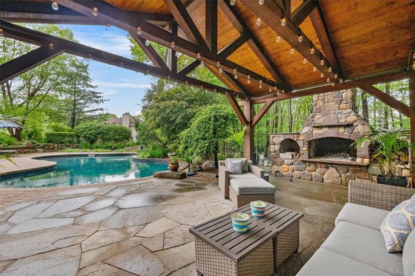 Exterior, Fireplace, Pool