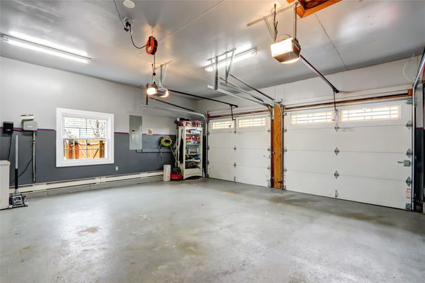 Garage, Interior