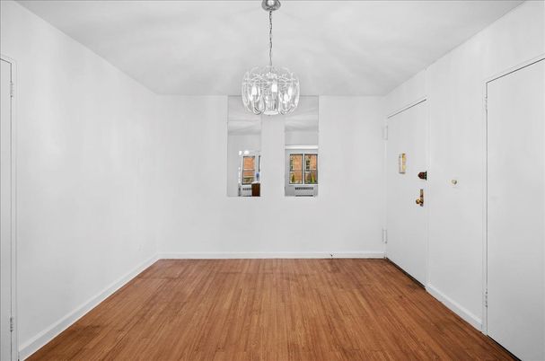Chandelier, Empty room, Interior, Wood Texture Flooring