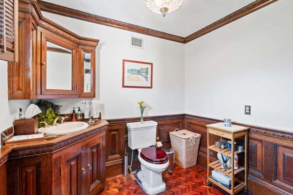 Bathroom, Interior