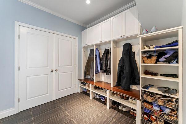Interior, Recessed Lighting, Walk-in Closets