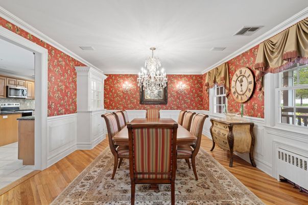 Chandelier, Dining room, Interior, Kitchen, Wood Texture Flooring