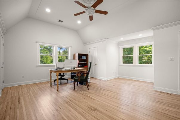 Home Office, Interior, Recessed Lighting, Wood Texture Flooring