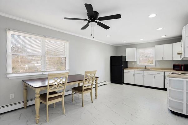 Dining room, Interior, Kitchen, Marble, Recessed Lighting