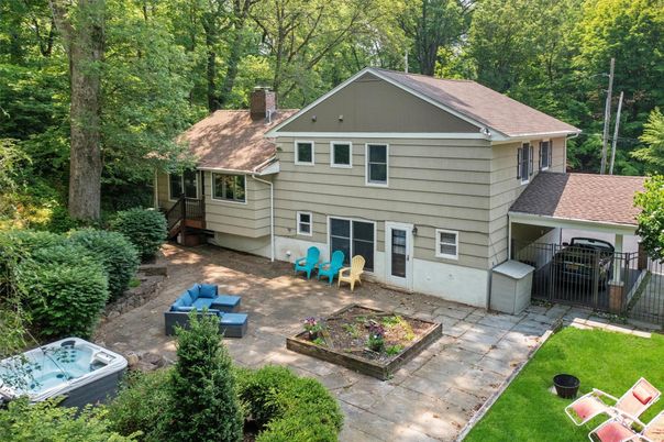 Exterior, Hot Tub
