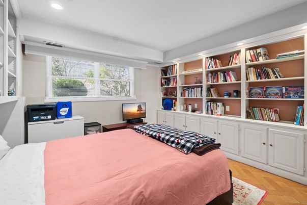 Bedroom, Home Office, Interior, Recessed Lighting, Wood Texture Flooring