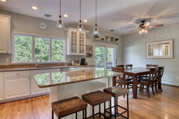 Dining room, Interior, Kitchen, Pendant Lights, Recessed Lighting, Wood Texture Flooring