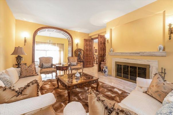 Chandelier, Fireplace, Interior, Living room