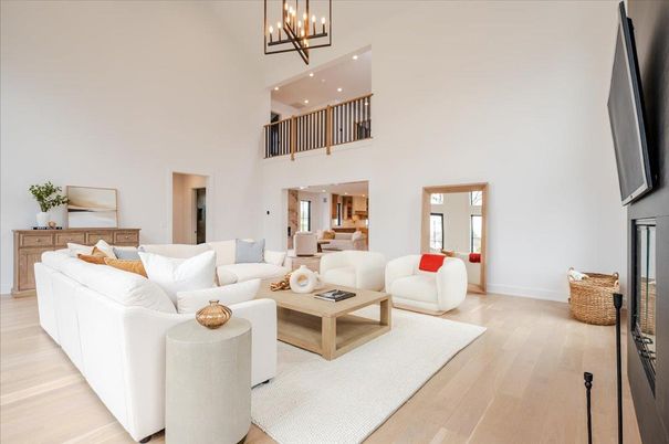 Interior, Living room, Pendant Lights, Recessed Lighting, Wood Texture Flooring