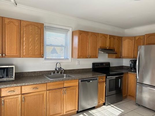 Interior, Kitchen, Stainless Steel Appliances
