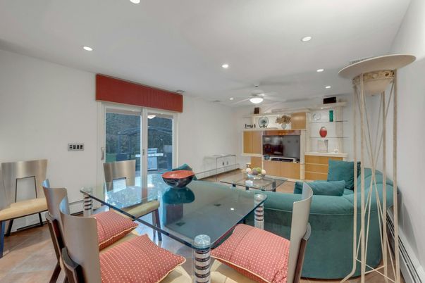 Dining room, Interior, Living room, Recessed Lighting