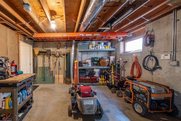 Garage, Interior, Wooden Beams, Wooden Ceilings