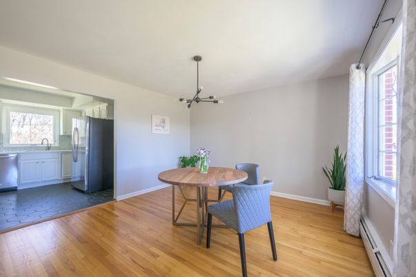 Dining room, Interior, Kitchen, Pendant Lights, Wood Texture Flooring