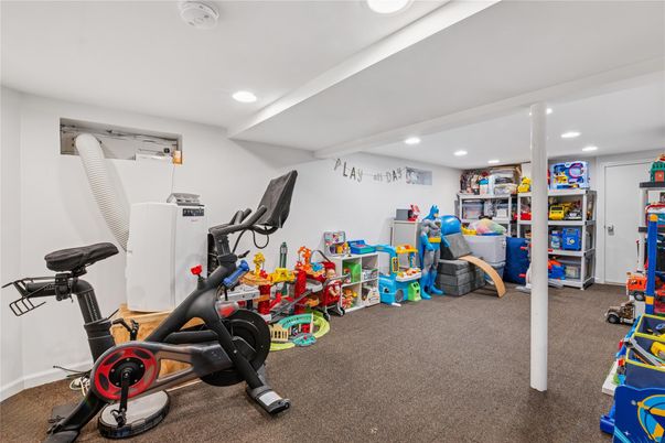 Fitness Equipment, Interior, Recessed Lighting