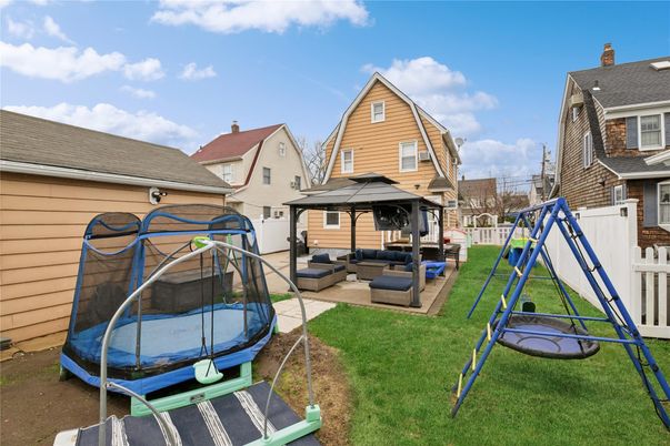 Backyard, Exterior, Playground