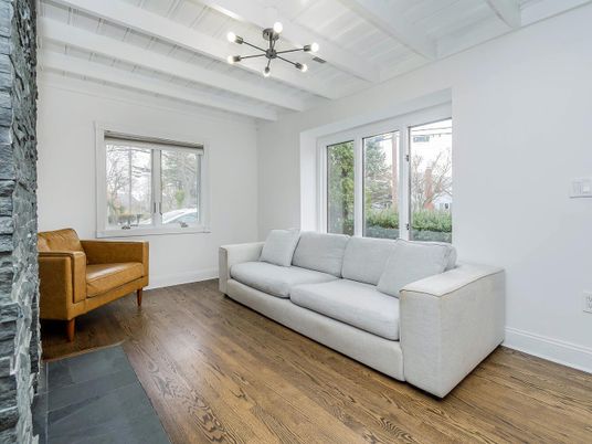 Interior, Living room, Pendant Lights, Wood Texture Flooring