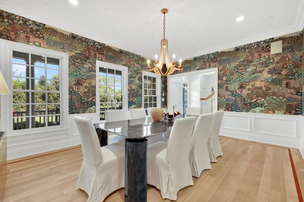 Chandelier, Dining room, Interior, Recessed Lighting, Wood Texture Flooring
