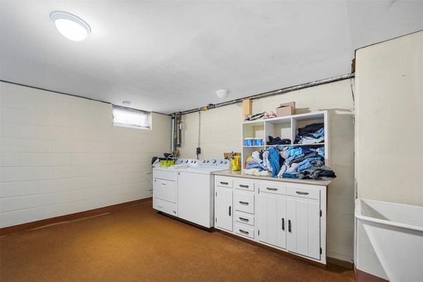 Interior, Washer