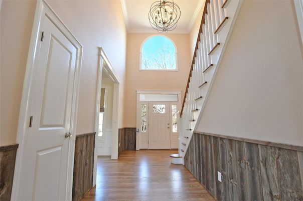 Chandelier, Interior, Wood Texture Flooring