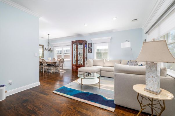 Chandelier, Dining room, Interior, Living room, Recessed Lighting, Wood Texture Flooring