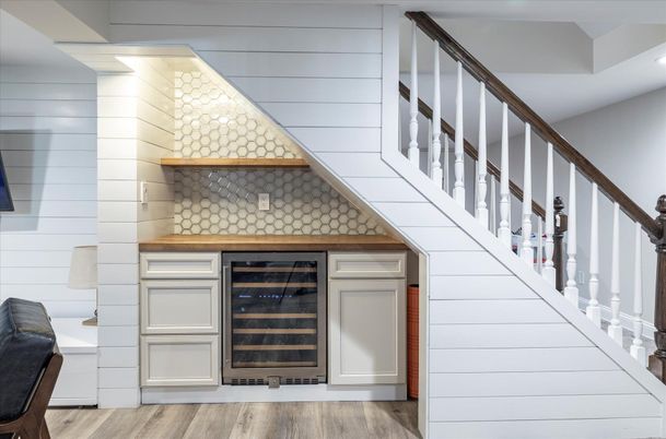 Interior, Recessed Lighting, Wood Texture Flooring