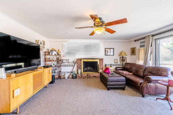 Fireplace, Interior, Living room