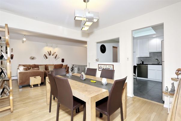 Dining room, Interior, Kitchen, Living room, Pendant Lights, Wood Texture Flooring