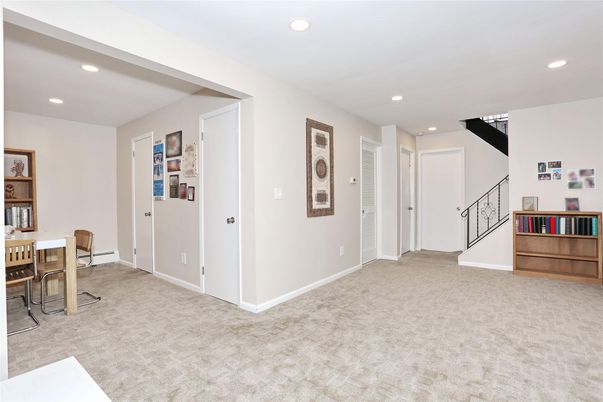 Dining room, Interior, Recessed Lighting