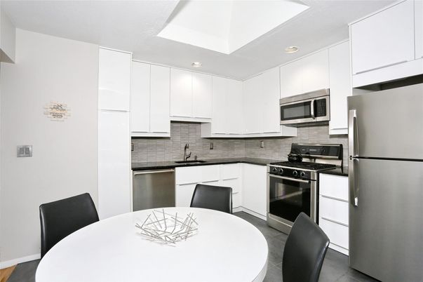 Dining room, Interior, Kitchen, Recessed Lighting, Stainless Steel Appliances