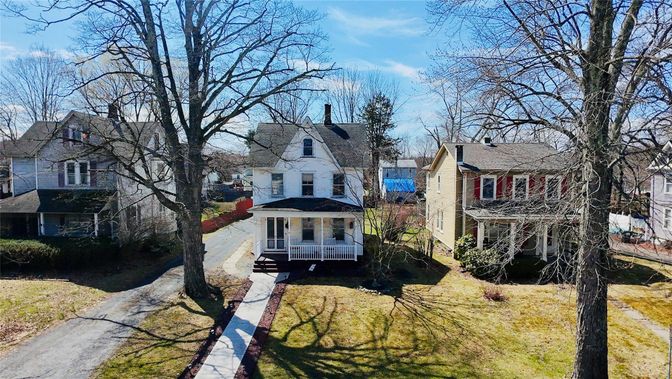 Backyard, Exterior, Facade, French Provincial