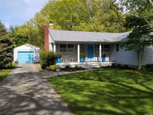 Detached Garage, Exterior, Facade, Ranch