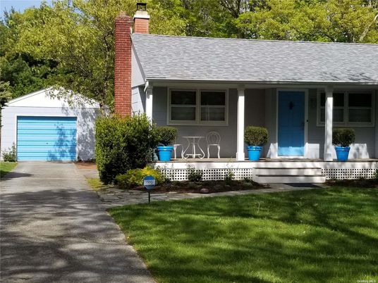 Detached Garage, Exterior