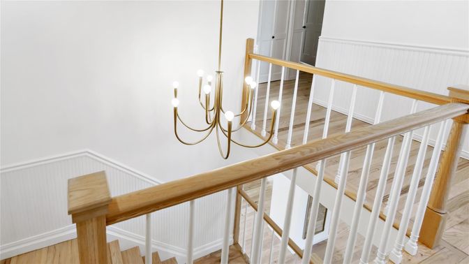 Chandelier, Interior