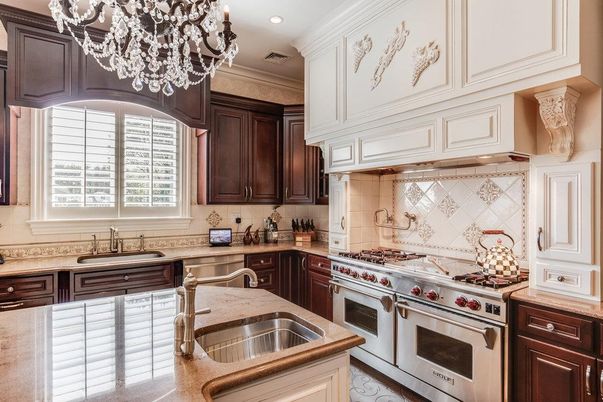 Chandelier, Interior, Kitchen, Recessed Lighting, Stainless Steel Appliances