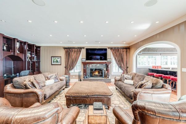 Fireplace, Interior, Living room, Recessed Lighting