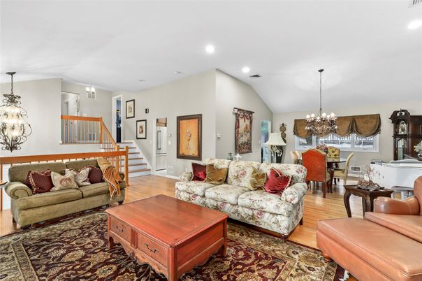 Chandelier, Dining room, Interior, Living room, Recessed Lighting, Wood Texture Flooring