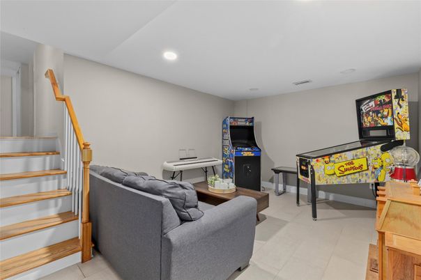 Game Room, Interior, Living room, Recessed Lighting