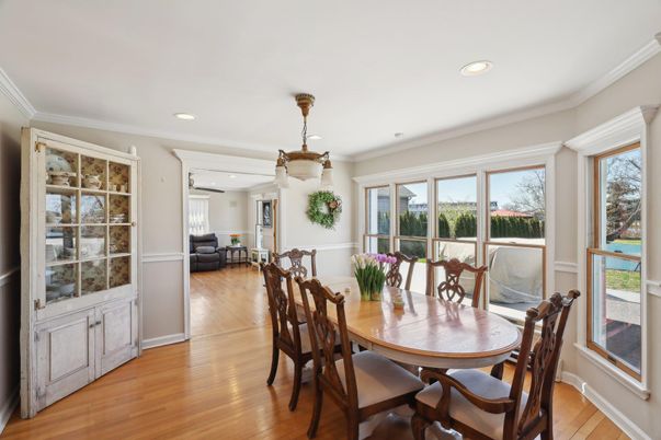 Dining room, Interior, Pendant Lights, Recessed Lighting, Wood Texture Flooring