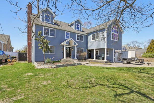 Backyard, Exterior, Facade, Georgian