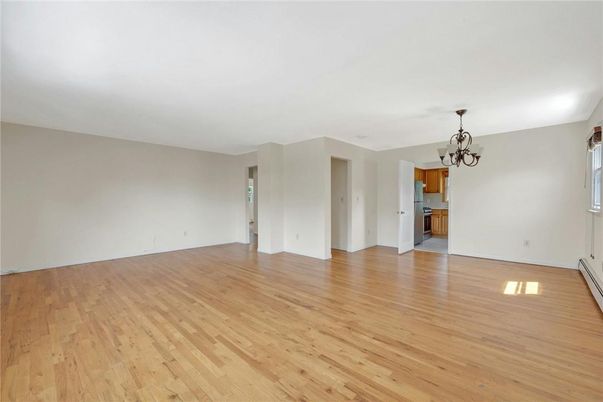 Chandelier, Empty room, Interior, Wood Texture Flooring