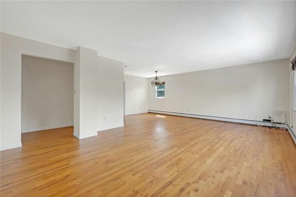 Chandelier, Empty room, Interior, Wood Texture Flooring