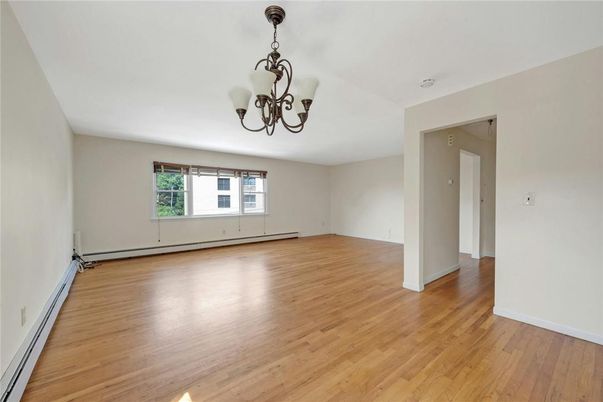 Chandelier, Empty room, Interior, Wood Texture Flooring