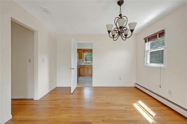 Chandelier, Empty room, Interior, Wood Texture Flooring