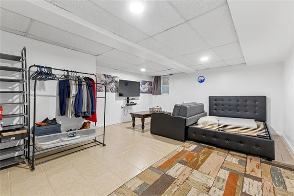 Interior, Recessed Lighting, Walk-in Closets