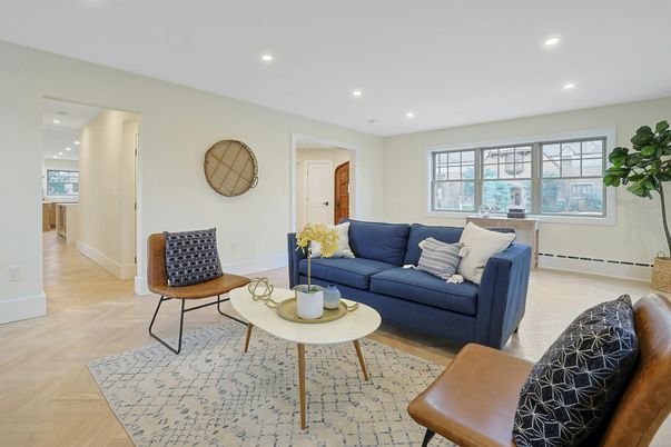 Interior, Living room, Recessed Lighting, Wood Texture Flooring