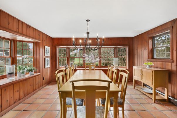 Chandelier, Dining room, Interior, Wooden Walls