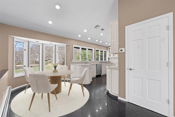 Dining room, Interior, Kitchen, Recessed Lighting