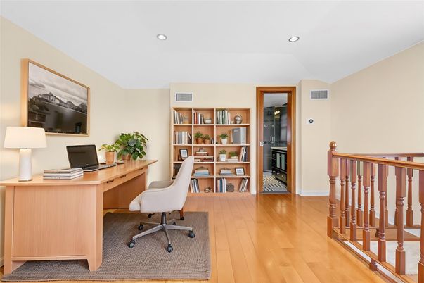 Home Office, Interior, Recessed Lighting, Wood Texture Flooring