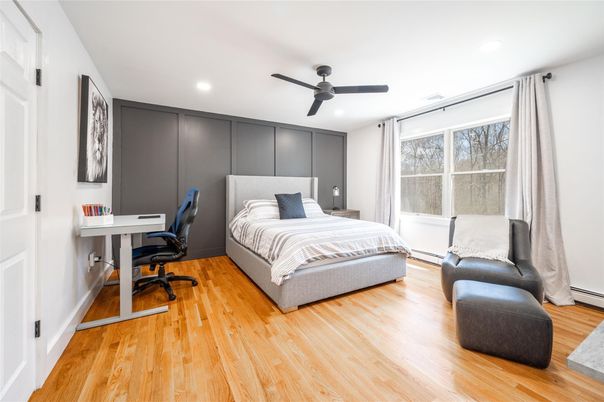 Bedroom, Home Office, Interior, Recessed Lighting, Wood Texture Flooring