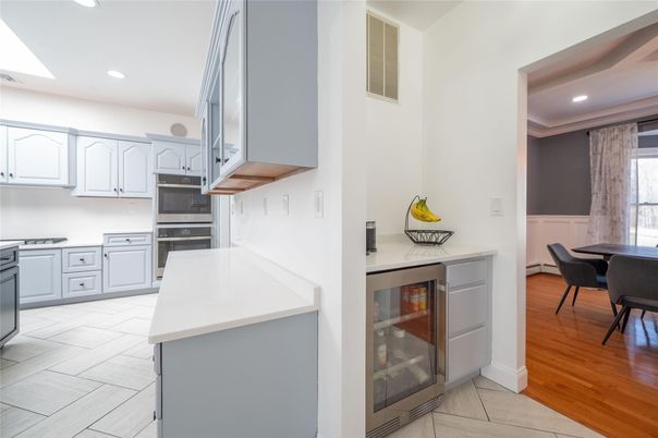 Dining room, Interior, Kitchen, Recessed Lighting, Stainless Steel Appliances, Wood Texture Flooring
